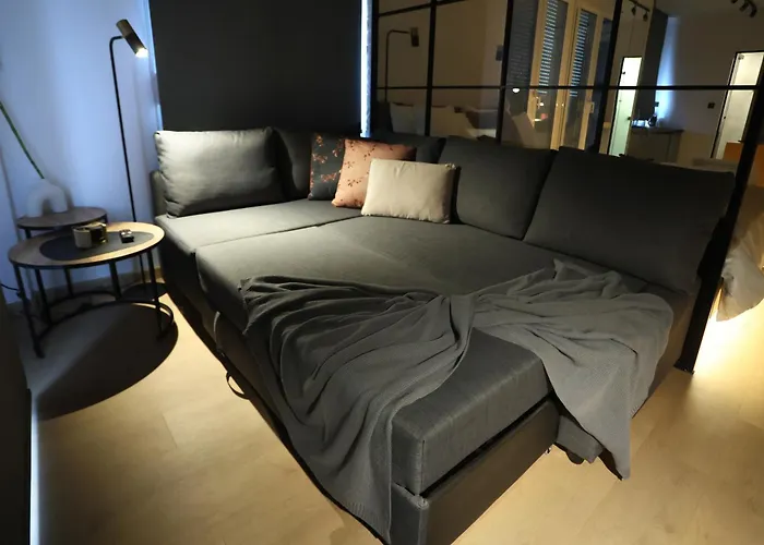 公寓 Ak Premium Loft 拉里萨